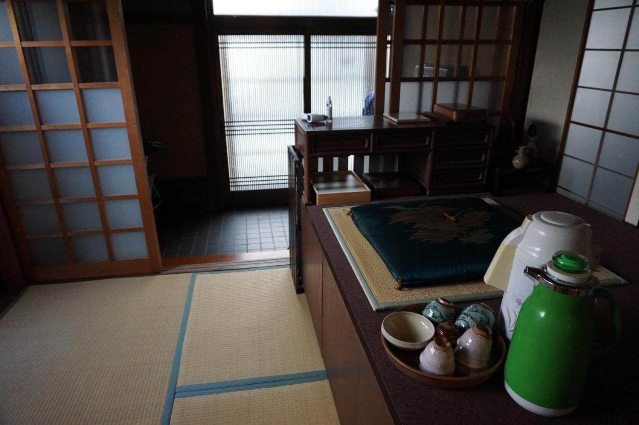 Guesthouse Ten-Roku - Female Only Osaka Exterior foto